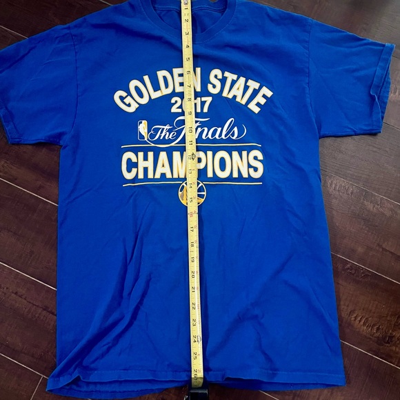 Golden State Warriors 2017 Championship Shirts - Lot of 3 - Men’s Size Medium - Picture 7 of 7